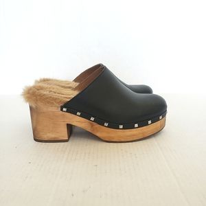 Steve Madden Brooklyn studded leather clogs size 8